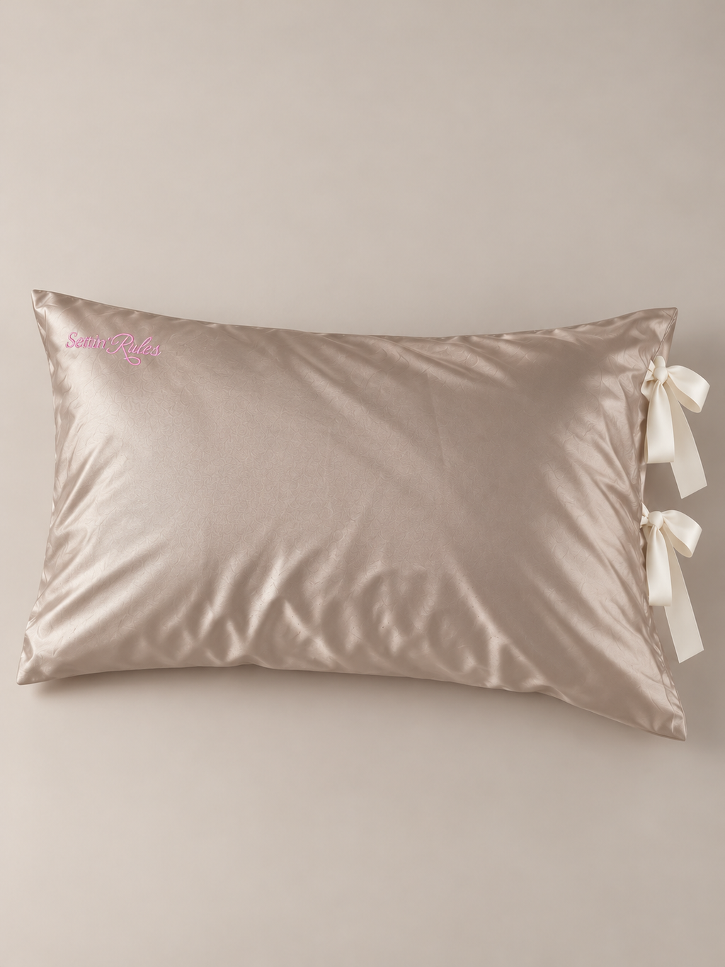 Ribboned Pillowcase in Nude