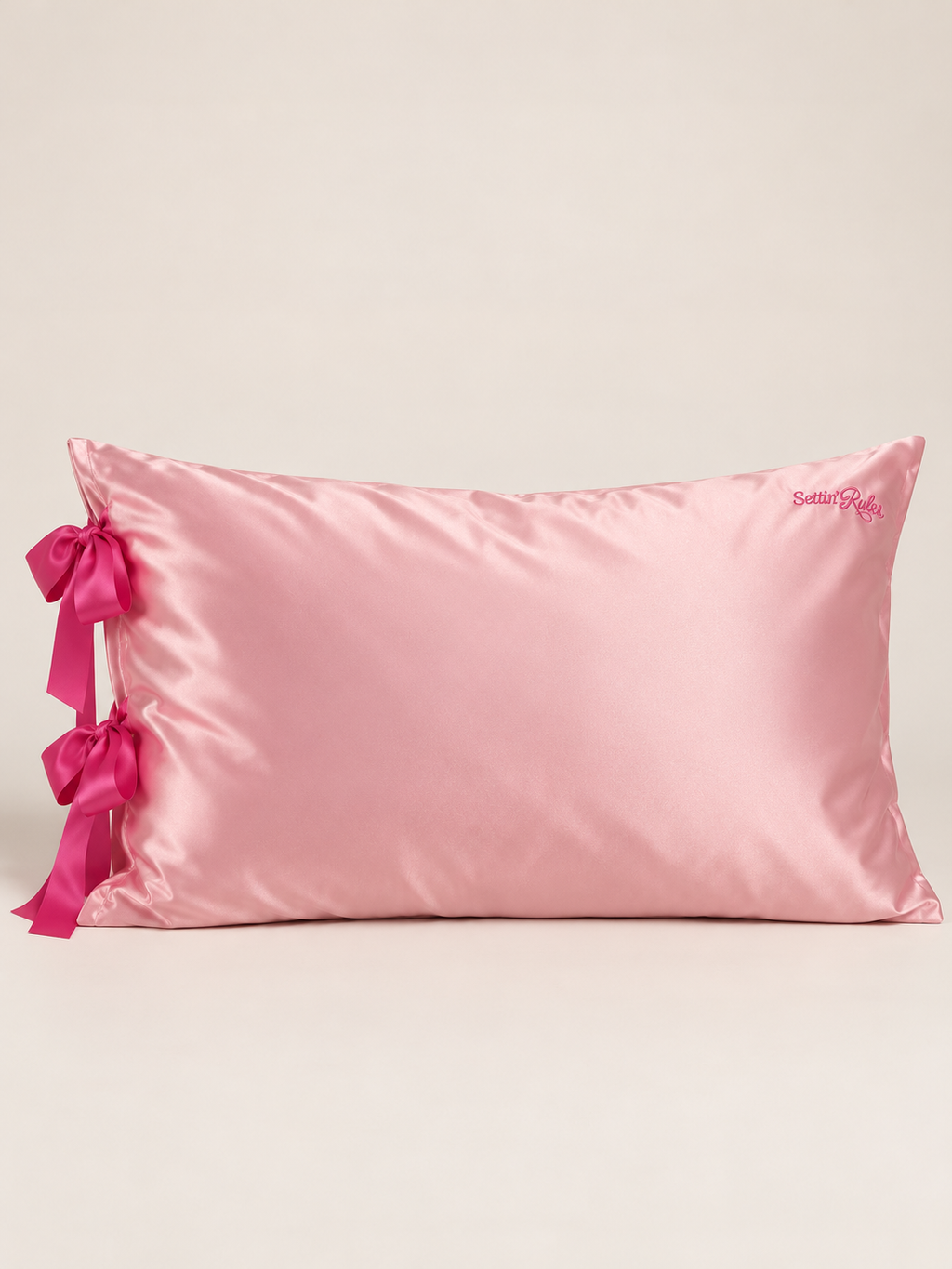 Ribboned Pillowcase in Pink